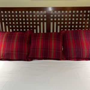 CHAPS HOME Summerton Plaid Euro Shams
